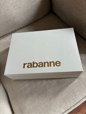 Rabanne Women’s Skincare Gift Box Set– White and Gold